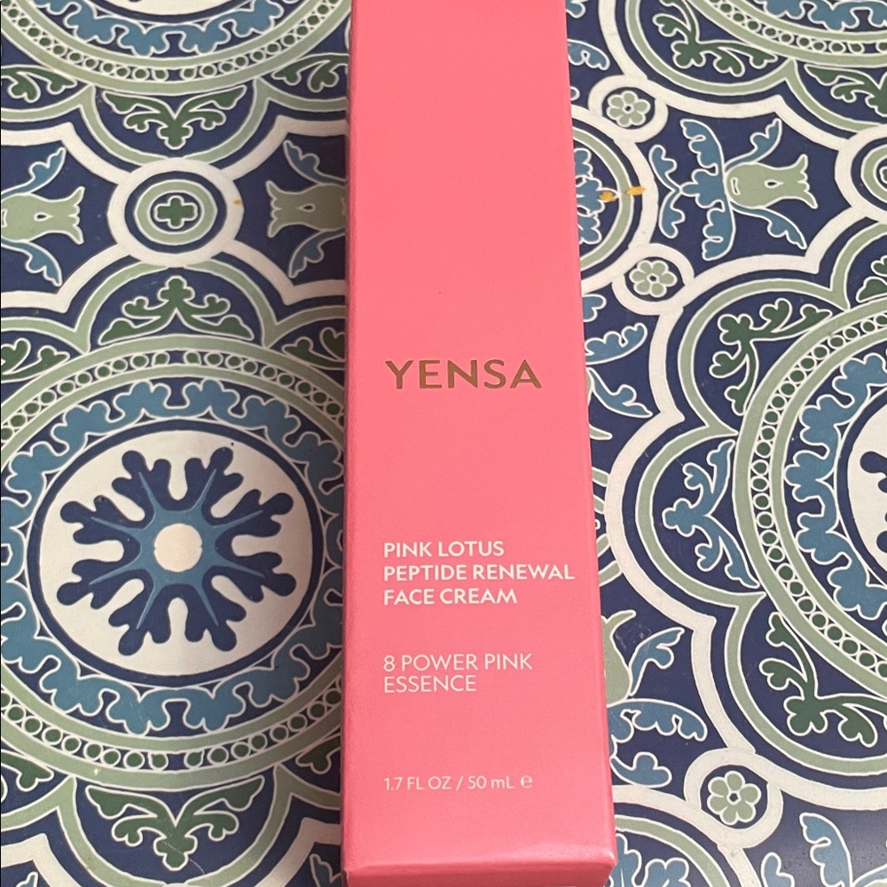 Yensa Pink Lotus Peptide Renewal Face Cream - Pink
